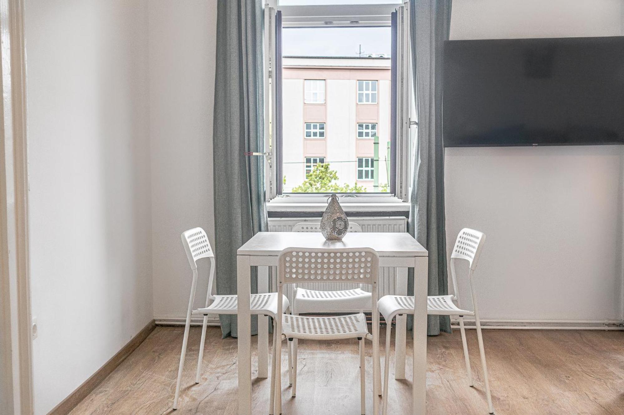 Easystay 2br Apt. Near Akh- Perfect For Longstays Apartment