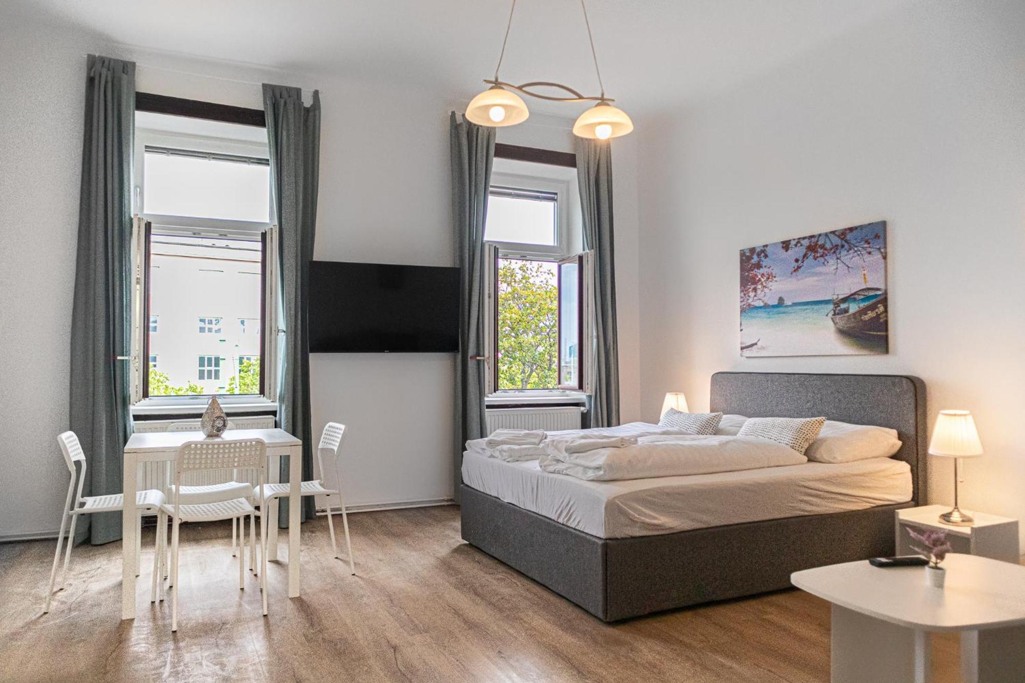 Easystay 2br Apt. Near Akh- Perfect For Longstays